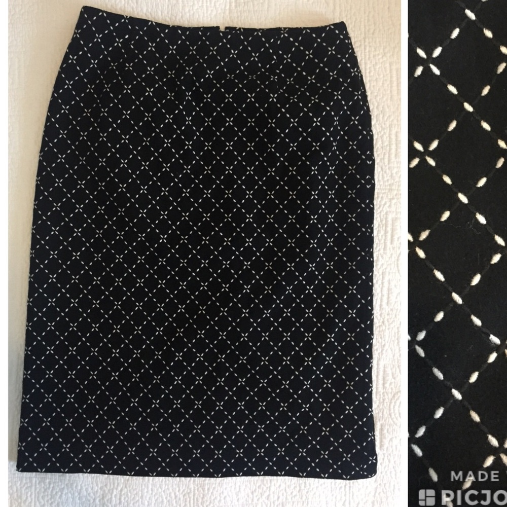 🎉SOLD🎉TALBOTS CAREER BLACK SKIRT 12